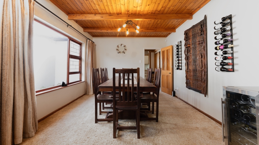 5 Bedroom Property for Sale in Bredasdorp Western Cape